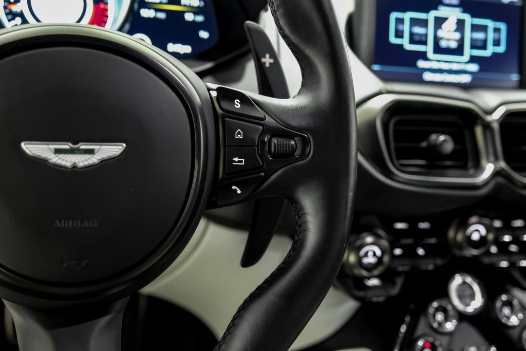 Used 2023 Aston Martin V12 Vantage image 12