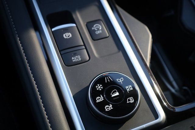 New 2026 Nissan Pathfinder SV AWD/4WD image 21