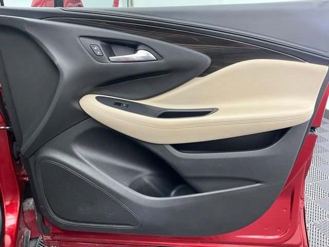 Used 2020 Buick Envision Preferred image 11