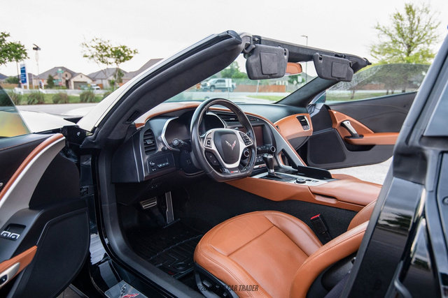 Used 2016 Chevrolet Corvette Z06 w/ 3LZ Preferred Equipment Group image 27