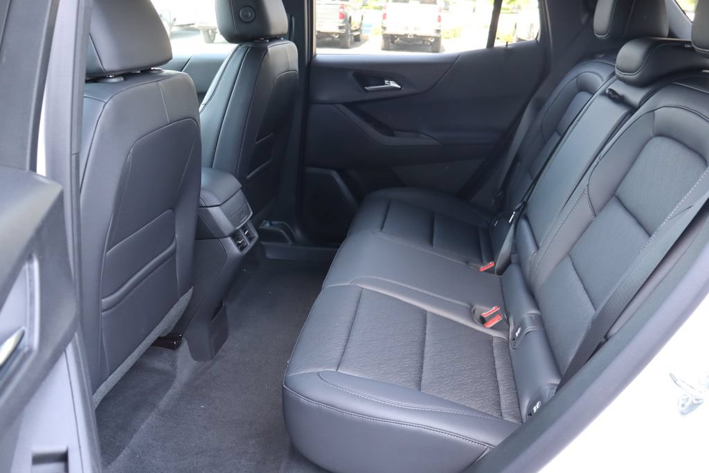 New 2026 Chevrolet Equinox LT w/ Convenience Package II FWD image 19