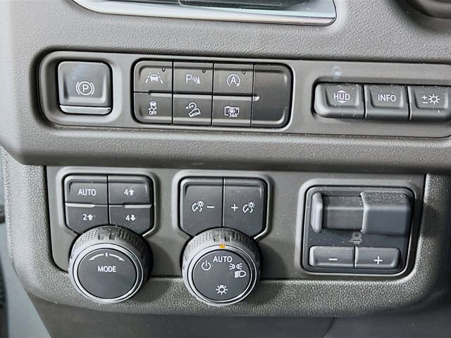 Certified 2024 Chevrolet Tahoe High Country w/ Premium Package image 9