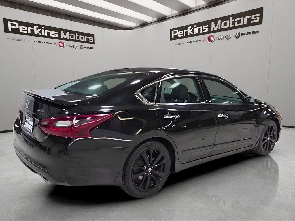 Used 2018 Nissan Altima 2.5 SR w/ SR Midnight Edition FWD image 5