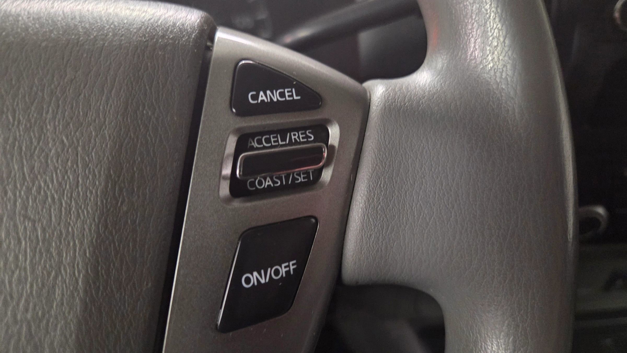 Used 2018 Nissan NV 2500 SV w/ Navigation Package image 18