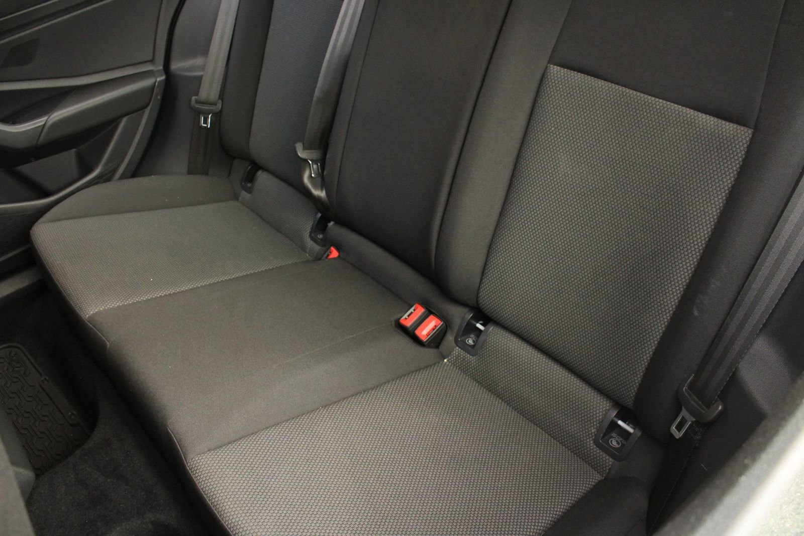 Used 2019 Volkswagen Jetta S w/ Driver Assistance Package image 17