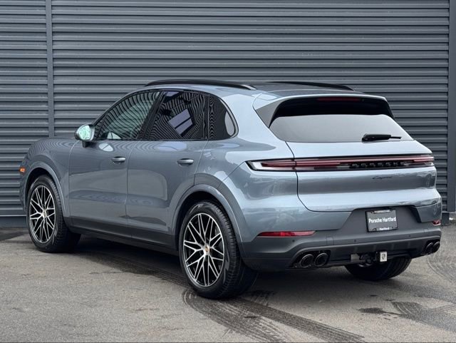 New 2026 Porsche Cayenne AWD/4WD image 3