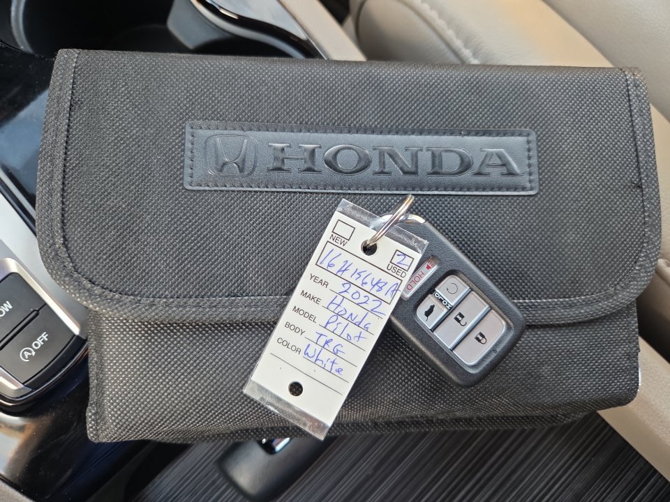 Used 2022 Honda Pilot Touring image 34