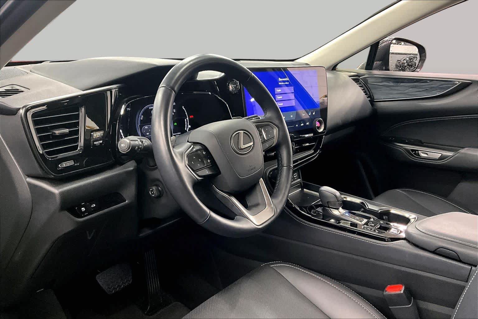 Used 2026 Lexus NX 350h AWD w/ Accessory Package (2T) image 18