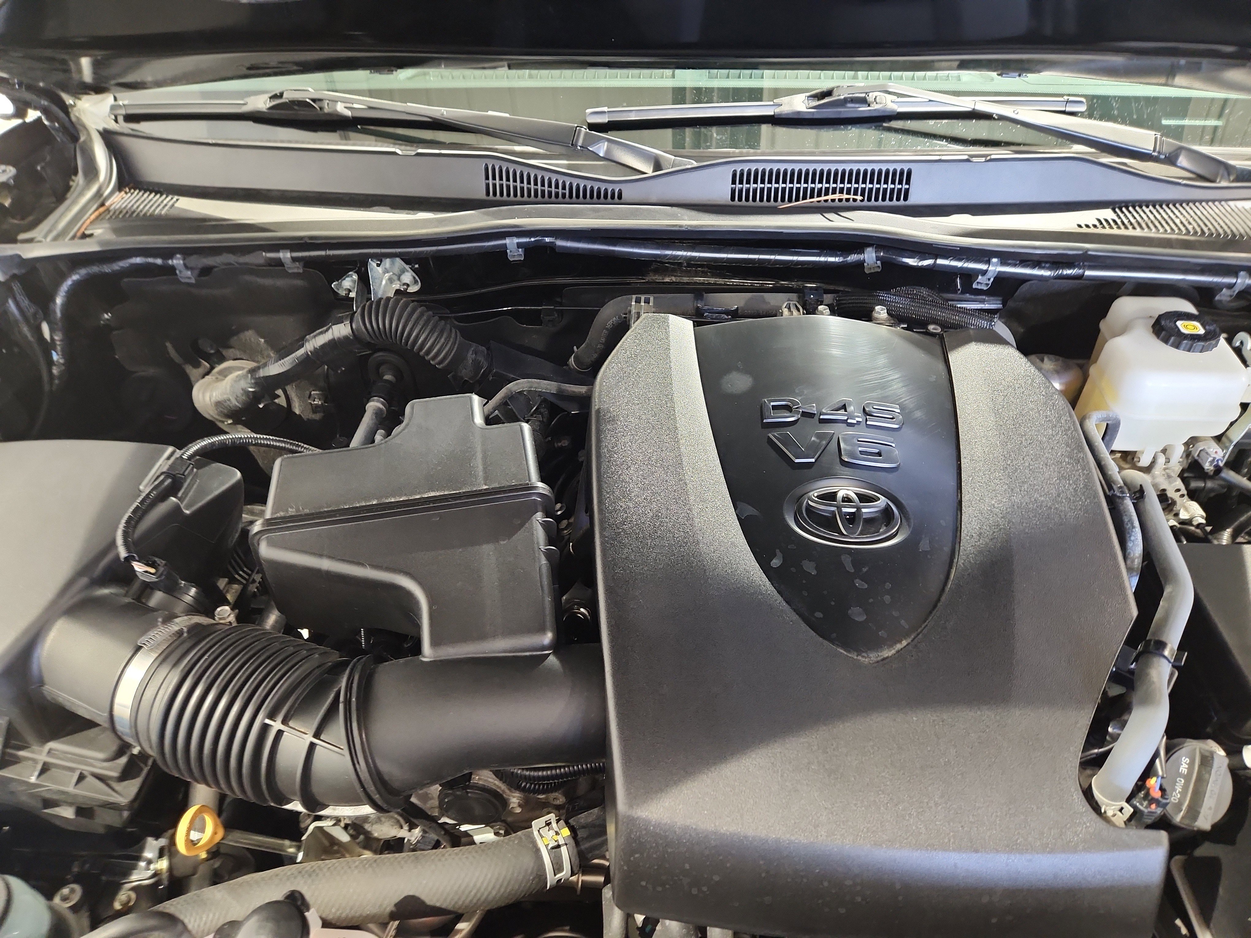 Used 2023 Toyota Tacoma TRD Off-Road image 25