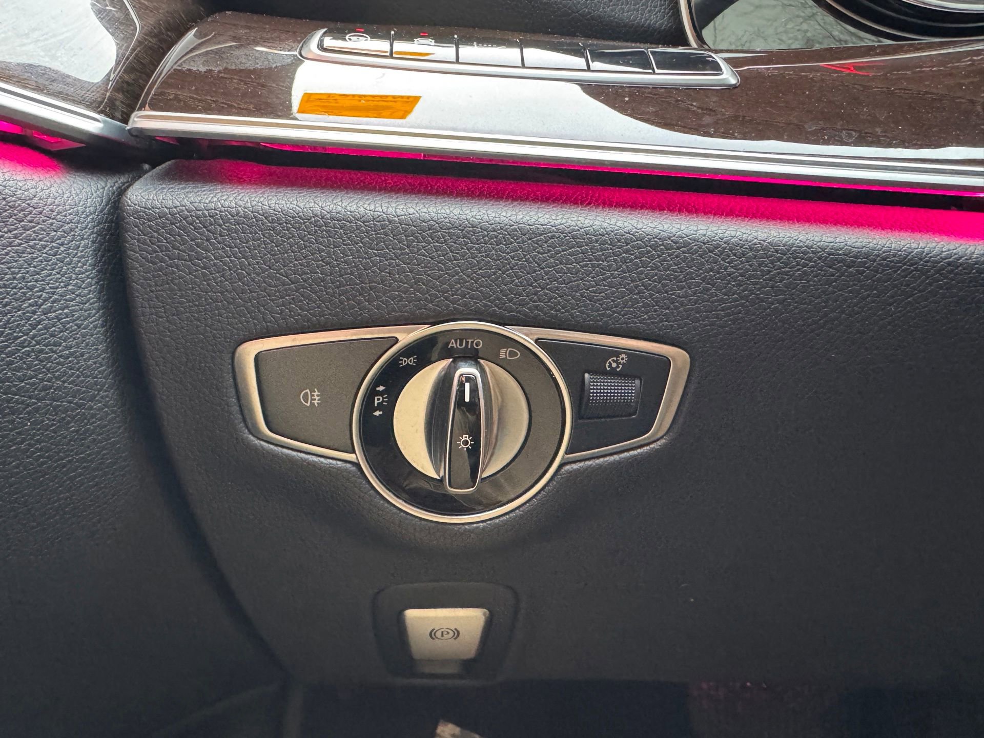 Certified 2017 Mercedes-Benz E 300 image 8