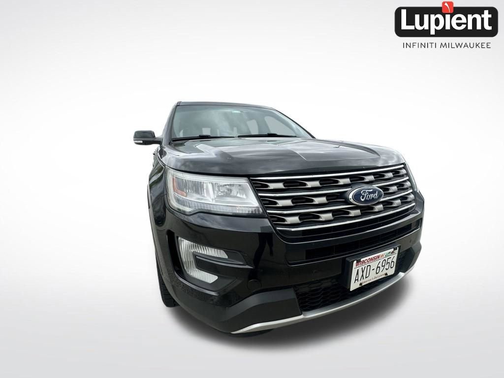 Used 2016 Ford Explorer XLT w/ Equipment Group 202A image 1