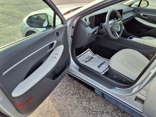 Used 2025 Hyundai Sonata SEL image 48