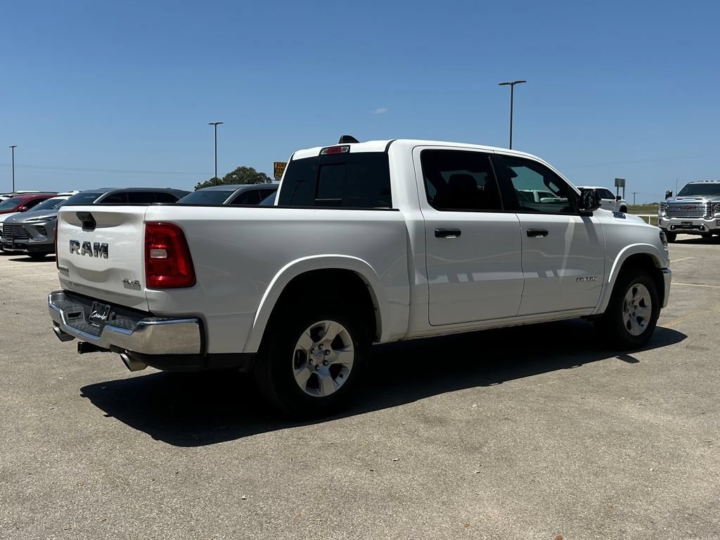 Used 2025 RAM 1500 Big Horn AWD/4WD image 5