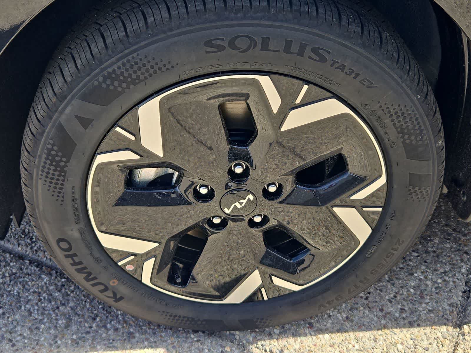 New 2026 Kia Niro Wind FWD image 14
