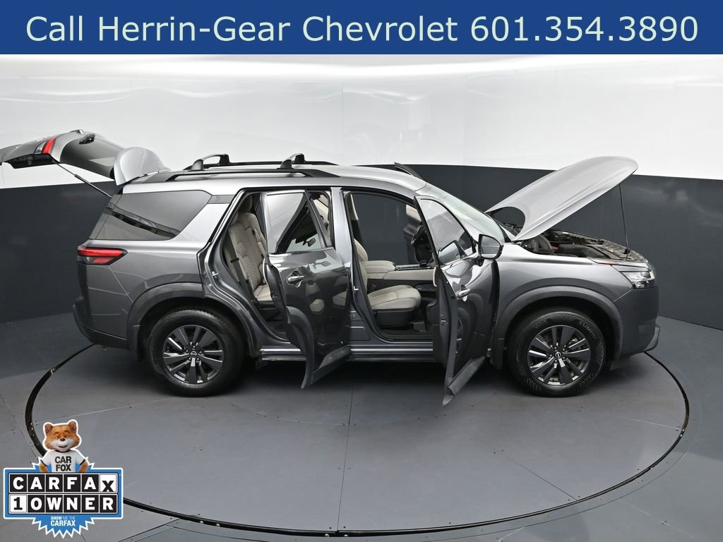 Used 2022 Nissan Pathfinder SV image 52