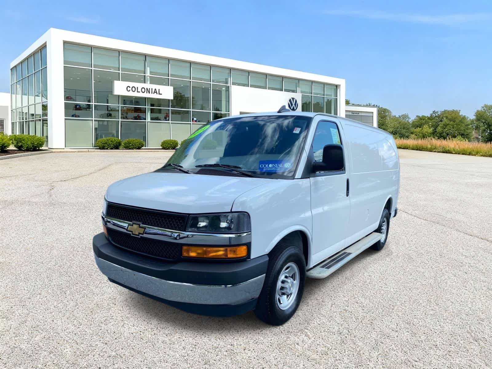 Used 2024 Chevrolet Express 2500 w/ Driver Convenience Package RWD video 1