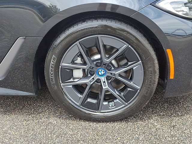 Used 2023 BMW i4 eDrive40 w/ Premium Package RWD image 8