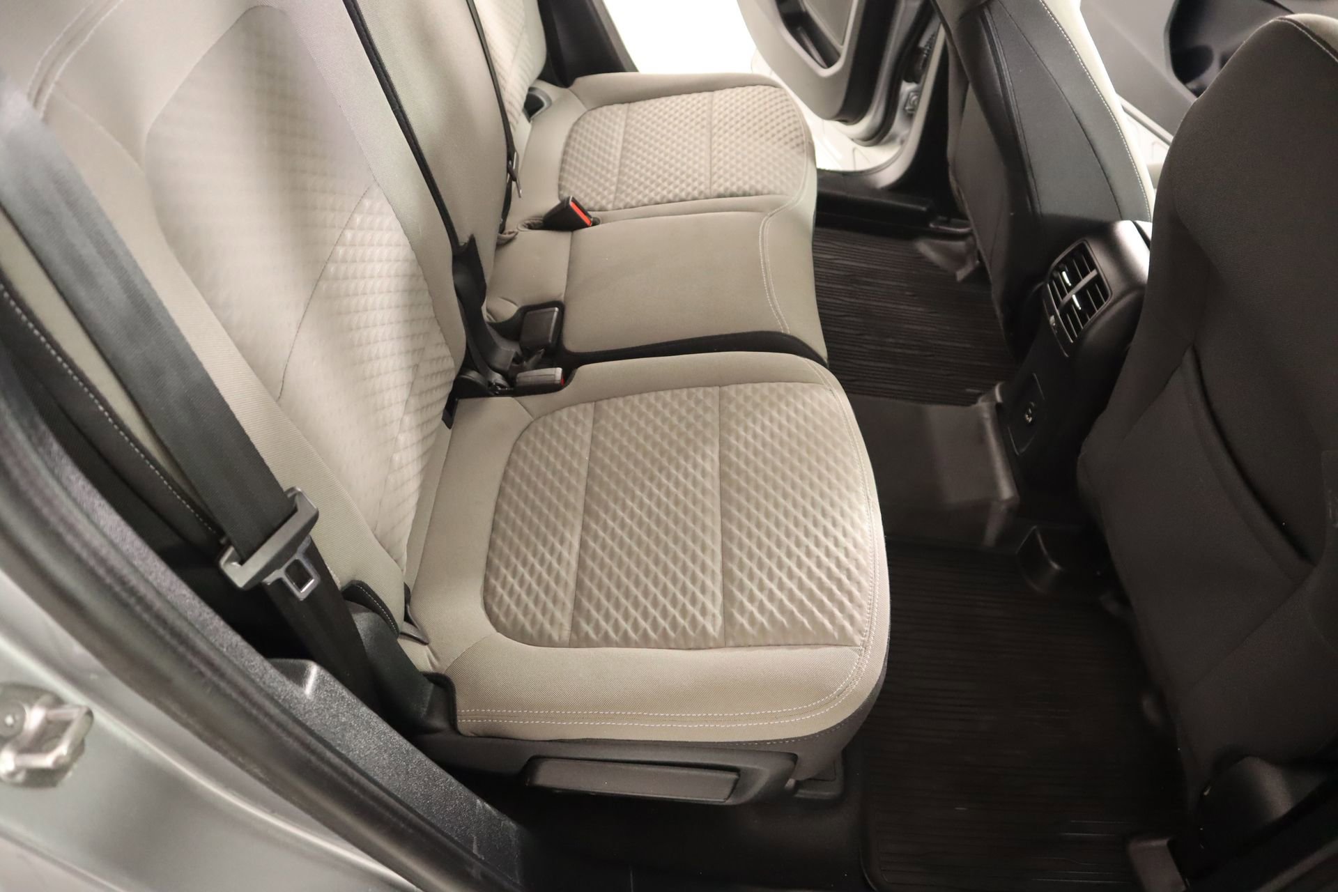 Used 2021 Ford Escape SE image 13