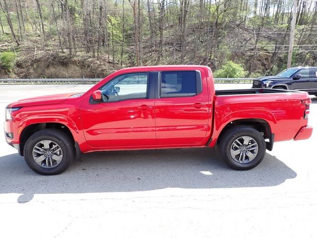 Used 2025 Nissan Frontier SV AWD/4WD image 10