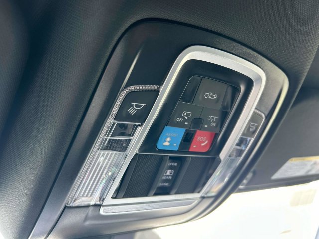 New 2027 RAM 1500 4x4 Crew Cab image 33