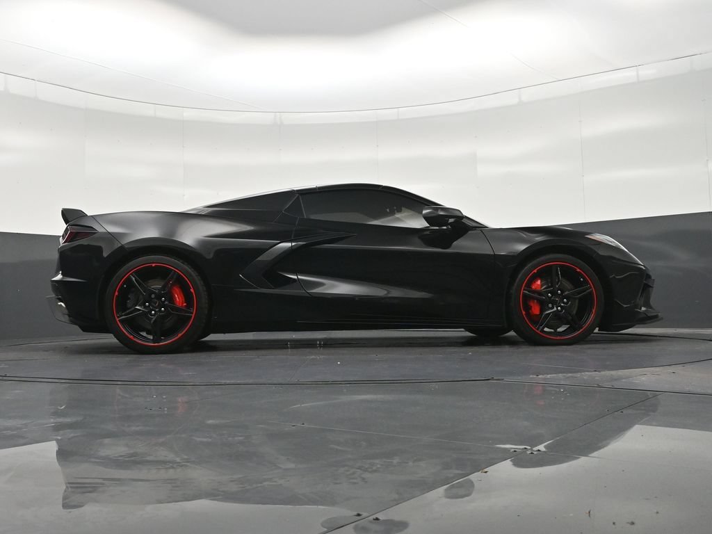 Used 2022 Chevrolet Corvette Stingray Premium Conv w/ Z51 Performance Package RWD image 27