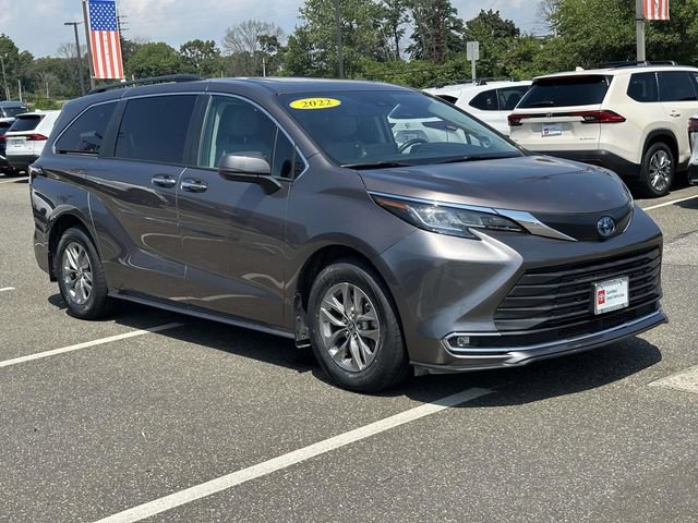 Used 2022 Toyota Sienna XLE w/ XLE Plus Package