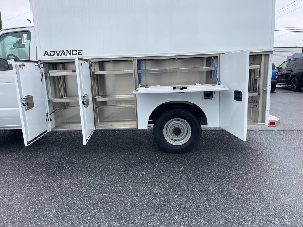 New 2026 Ford E-350 and Econoline 350 Super Duty w/ Power Equipment Group RWD image 19