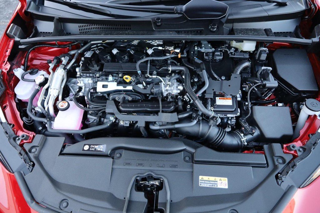 New 2026 Toyota Prius Plug-In Hybrid image 30