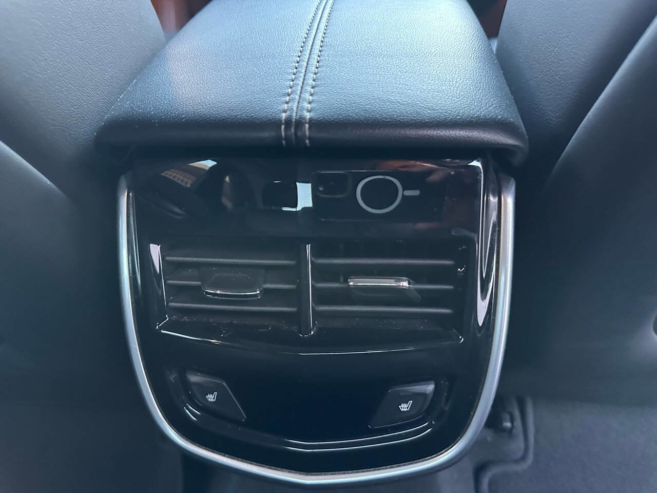 Used 2018 Cadillac XTS Luxury image 16