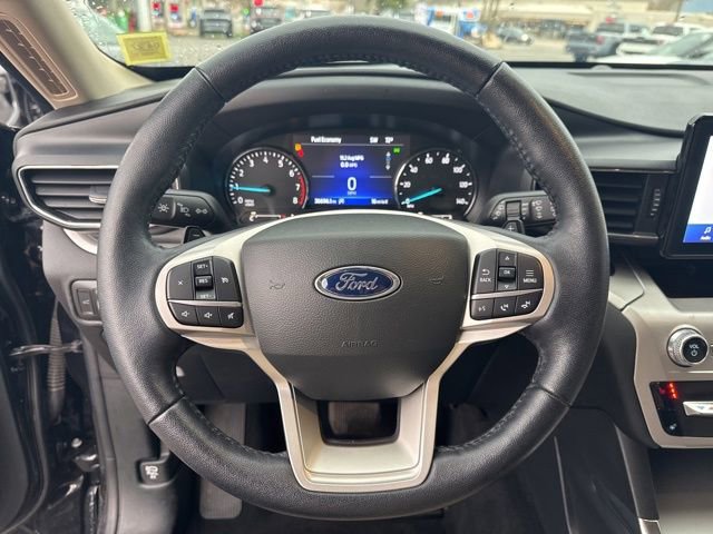 Used 2021 Ford Explorer XLT w/ Equipment Group 202A AWD/4WD image 11