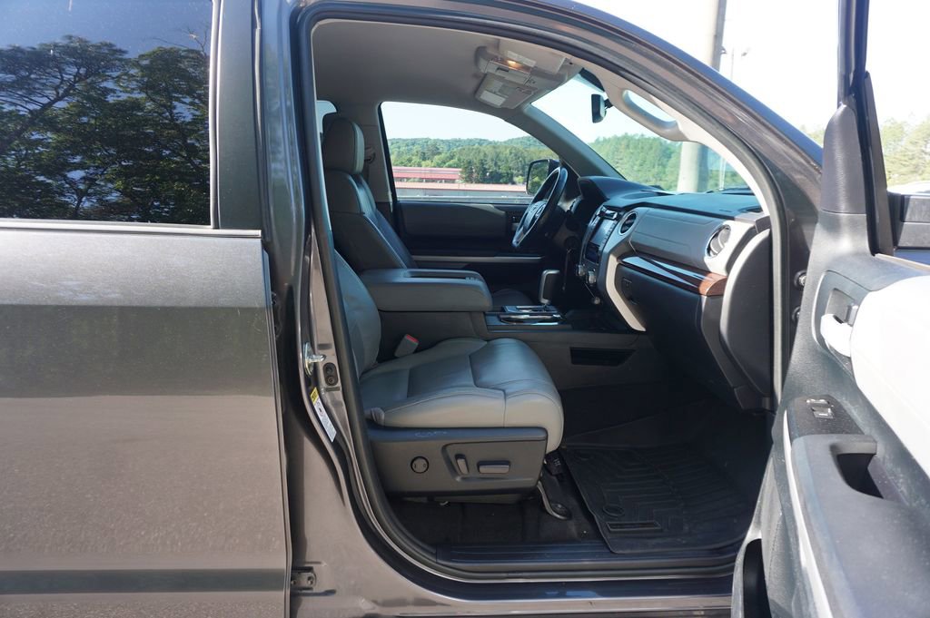 Used 2017 Toyota Tundra Limited w/ Limited Premium Package image 14