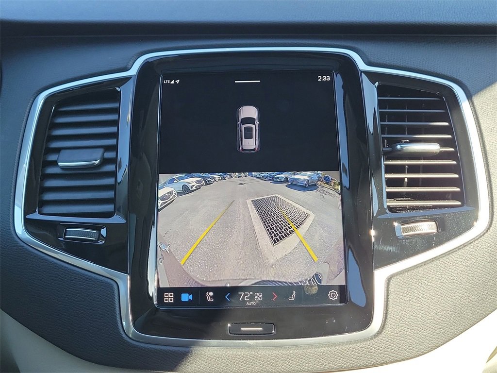 Used 2023 Volvo XC90 B6 Plus image 27