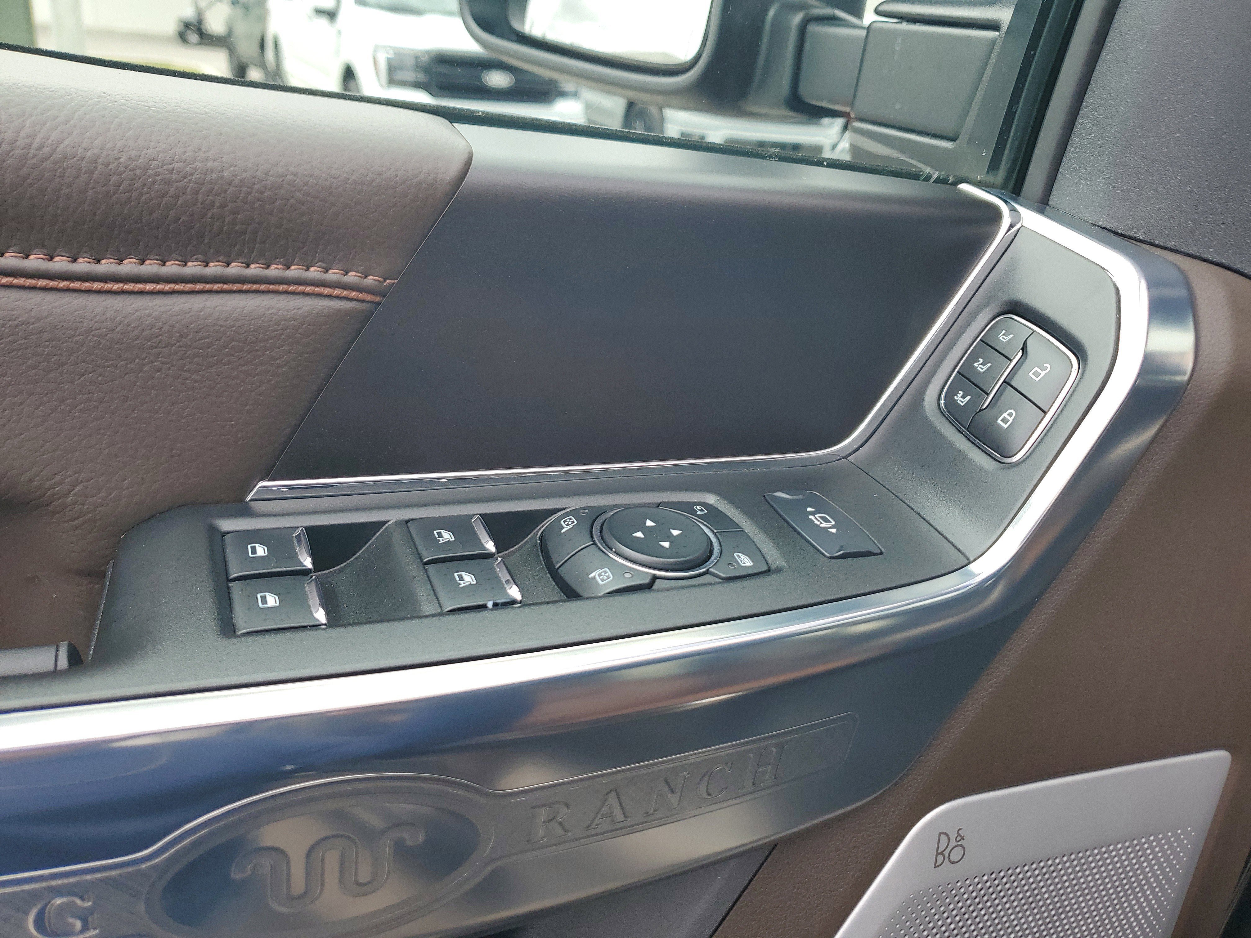 Used 2025 Ford F450 King Ranch w/ Chrome Package AWD/4WD image 26