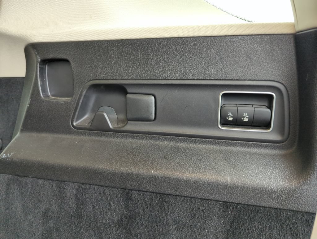 Used 2021 Mercedes-Benz GLE 350 4MATIC w/ 3rd Row Seat Package image 34