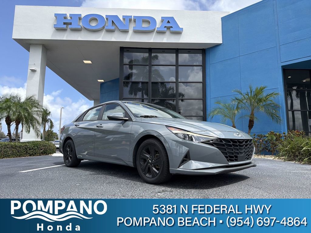 Used 2022 Hyundai Elantra SEL w/ Convenience Package