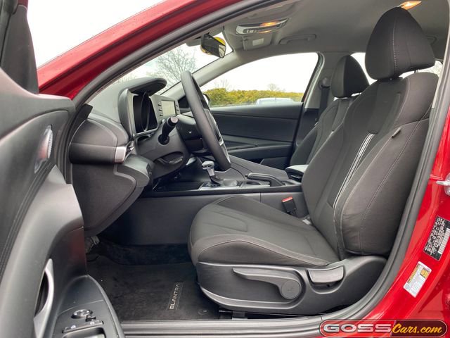 Used 2023 Hyundai Elantra SEL w/ Cargo Package image 24