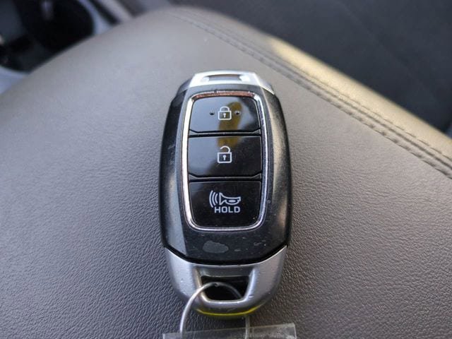 Used 2020 Hyundai Santa Fe SEL AWD/4WD image 28