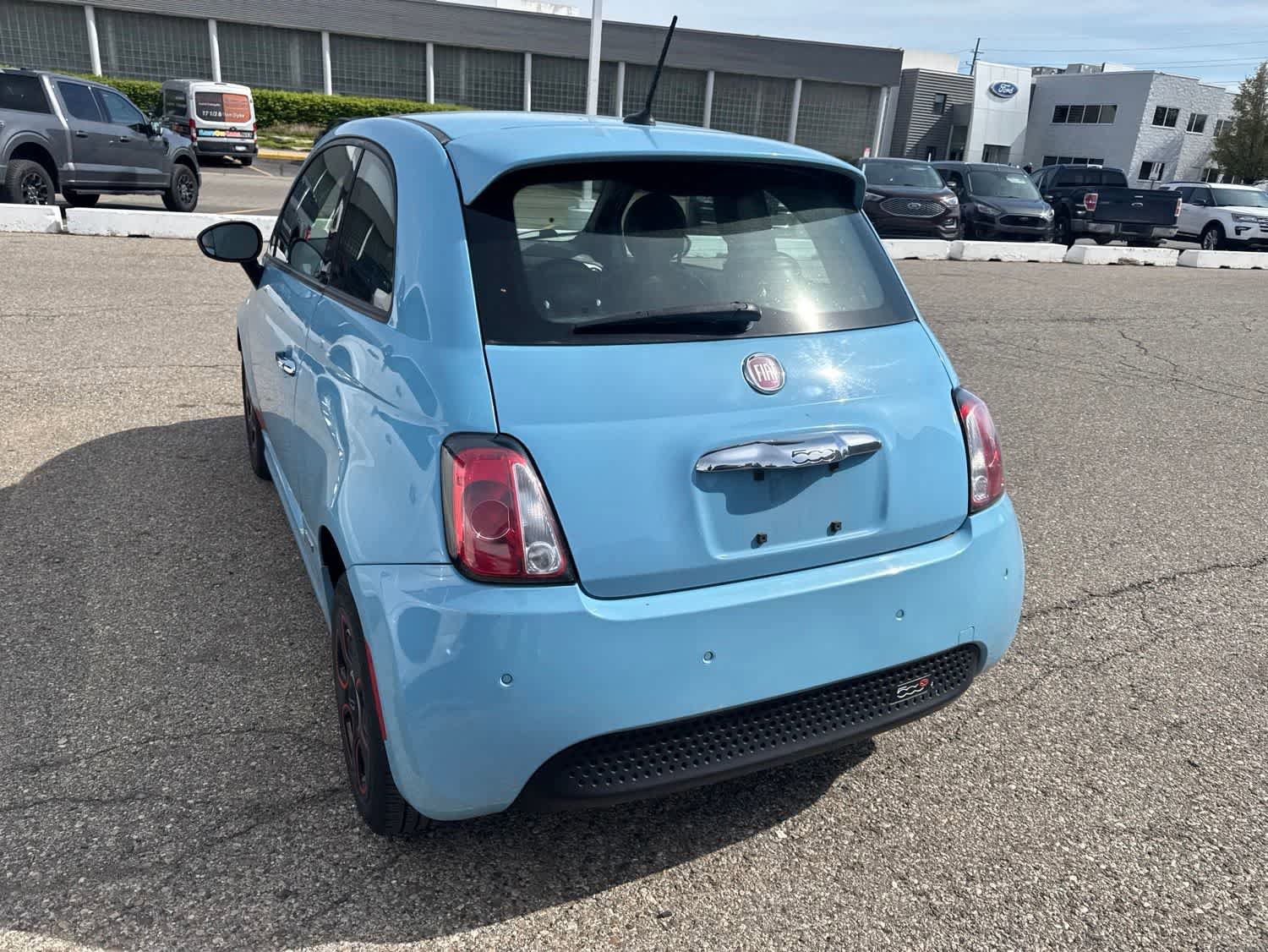 Used 2015 FIAT 500 e w/ Esport Package FWD image 14