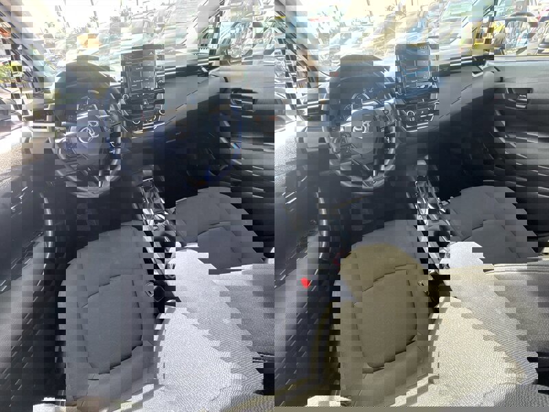 Used 2022 Toyota Corolla LE image 20