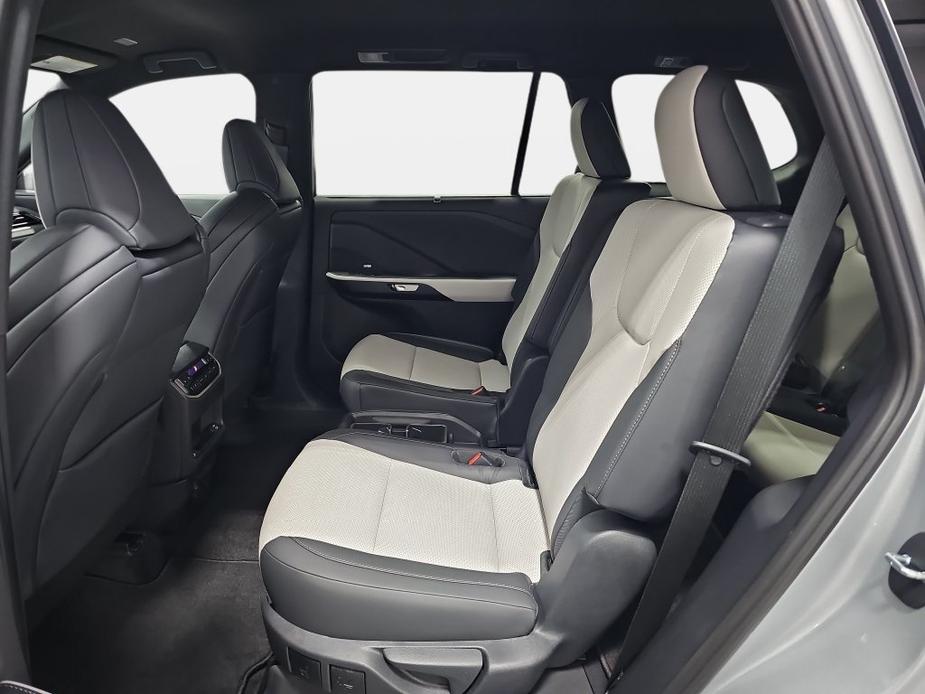 New 2026 Lexus TX 500h AWD w/ Technology Package image 11