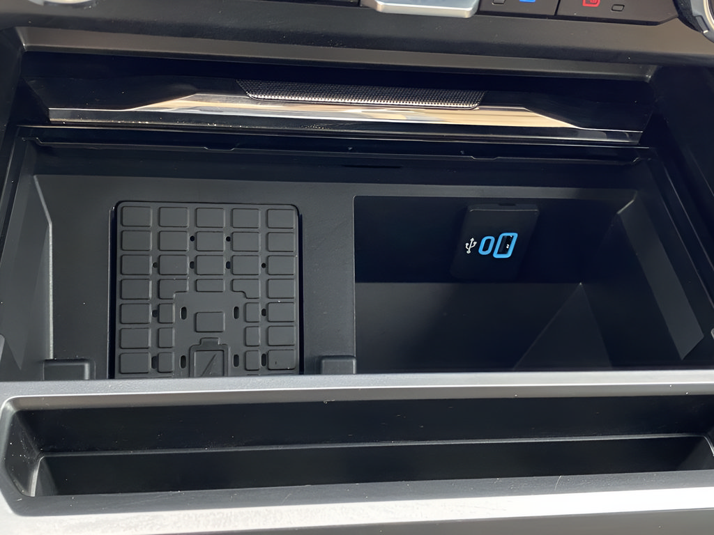 Used 2026 Ford F350 Lariat RWD image 29