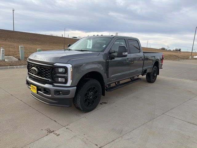 New 2026 Ford F250 Lariat w/ Black Appearance Package image 7