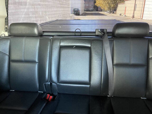 Used 2012 GMC Sierra 2500 SLT w/ SLT Convenience Package image 28