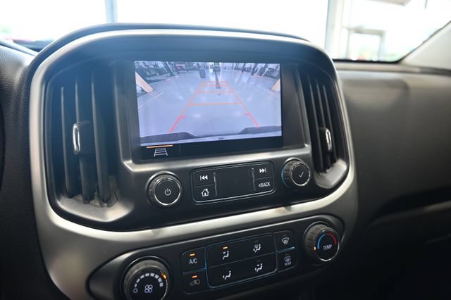 Used 2019 Chevrolet Colorado LT w/ LT Convenience Package RWD image 18