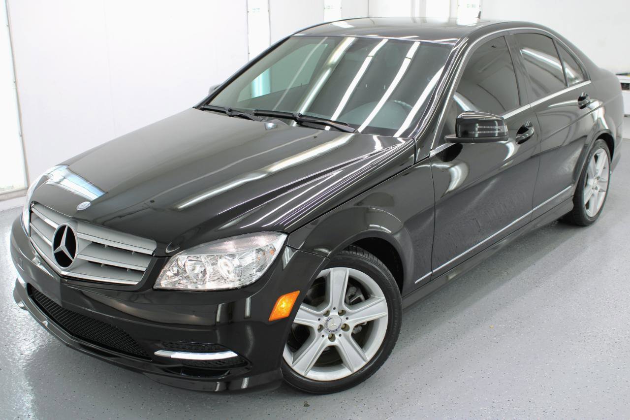 Used 2011 Mercedes-Benz C 300 Sedan image 2