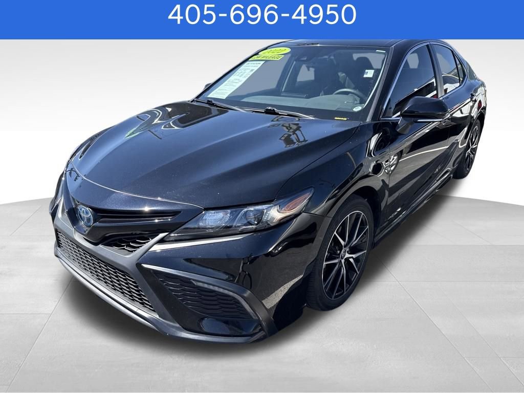 Used 2022 Toyota Camry SE