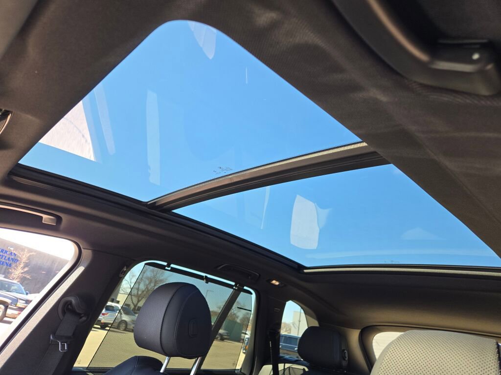 Used 2023 BMW X5 xDrive40i image 28