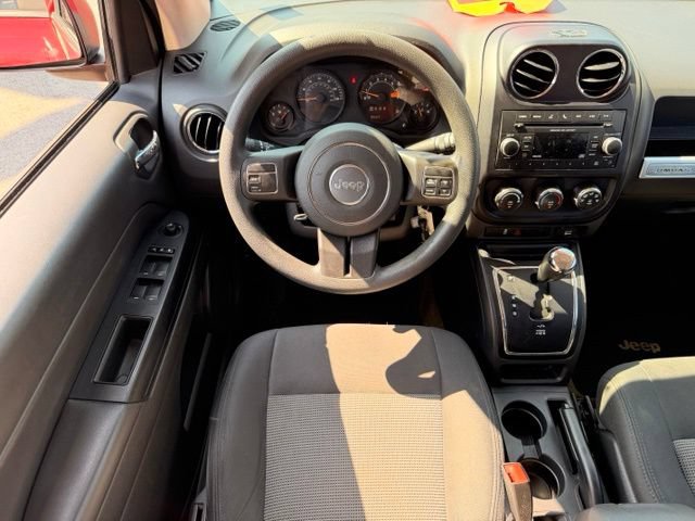 Used 2016 Jeep Compass Sport w/ Power Value Group FWD image 11