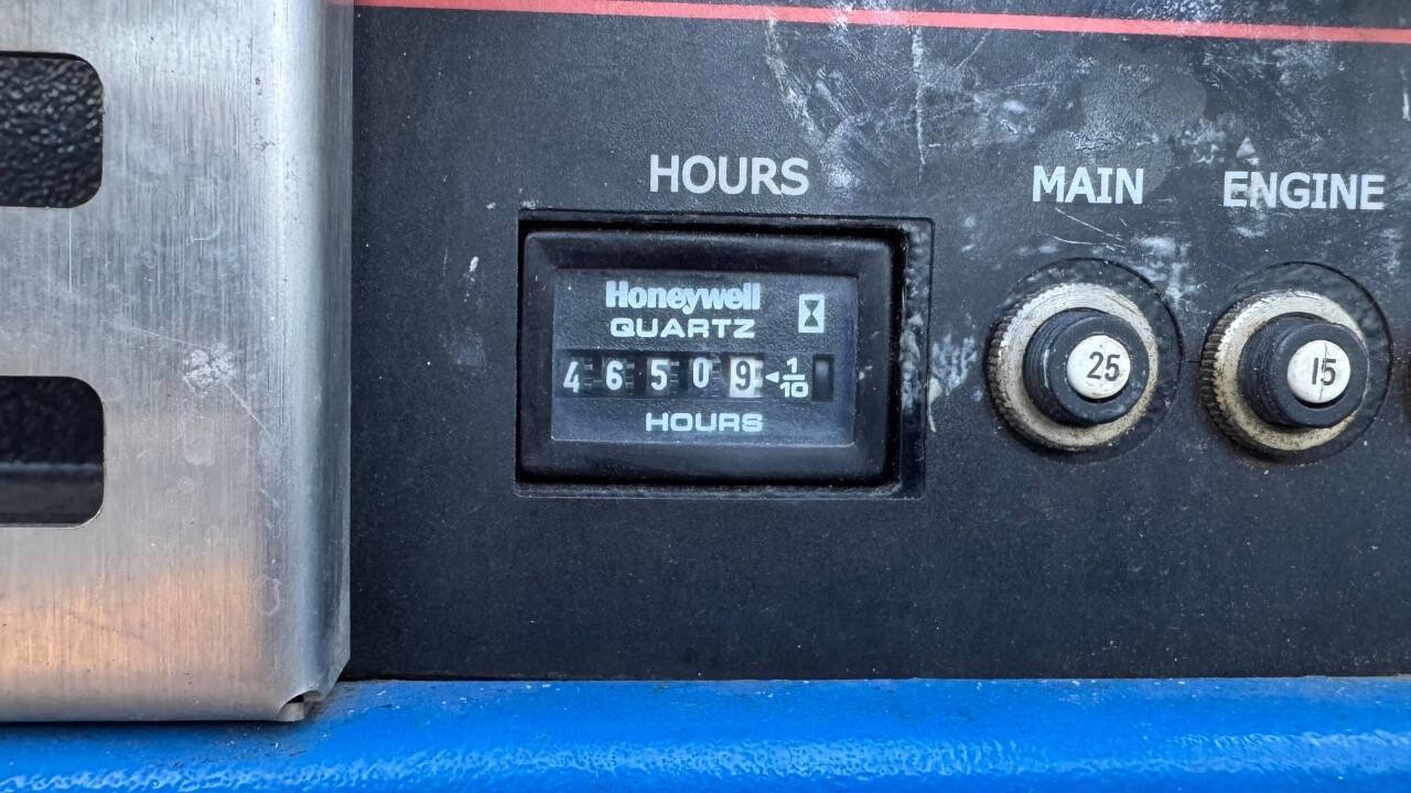 Used 2011 Ford E-250 and Econoline 250 w/ PWR Group image 25