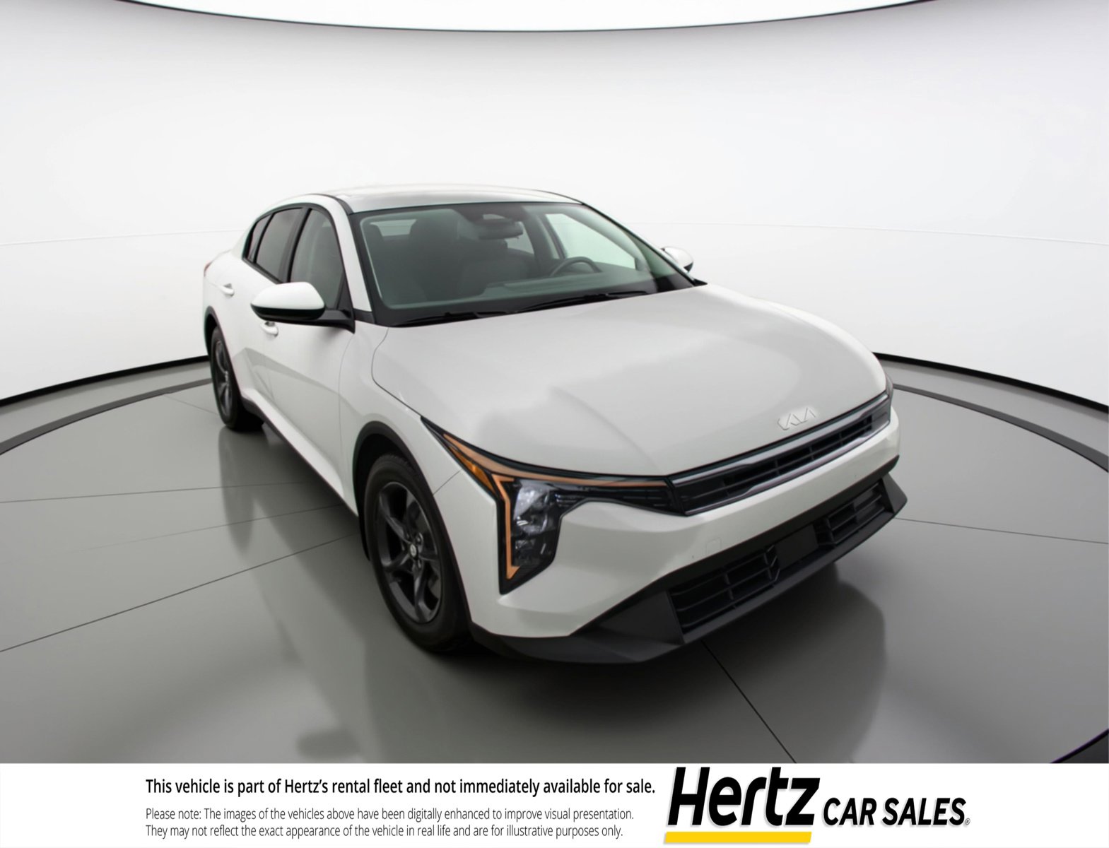Used 2025 Kia K4 LXS image 1